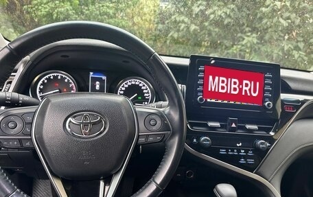 Toyota Camry, 2021 год, 2 830 000 рублей, 3 фотография