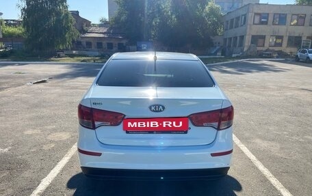 KIA Rio III рестайлинг, 2016 год, 900 000 рублей, 5 фотография