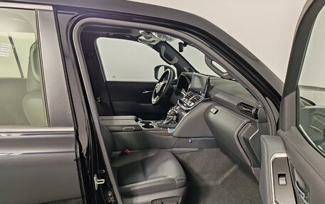 Toyota Land Cruiser, 2023 год, 15 490 000 рублей, 20 фотография