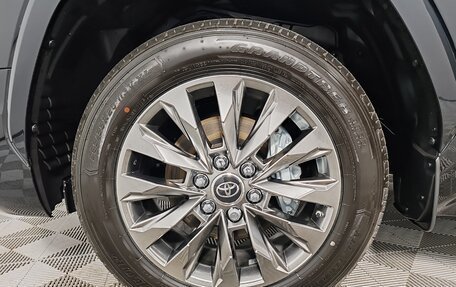 Toyota Land Cruiser, 2023 год, 15 490 000 рублей, 19 фотография