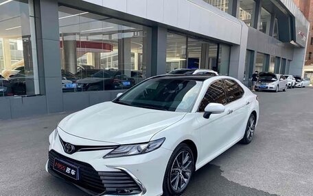 Toyota Camry, 2021 год, 3 050 008 рублей, 2 фотография