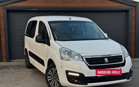 Peugeot Partner II рестайлинг 2, 2018 год, 760 000 рублей, 3 фотография
