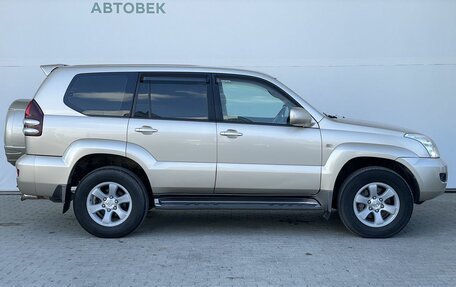 Toyota Land Cruiser Prado 120 рестайлинг, 2007 год, 2 638 000 рублей, 4 фотография