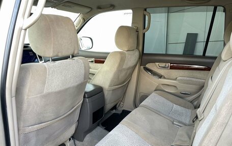Toyota Land Cruiser Prado 120 рестайлинг, 2007 год, 2 638 000 рублей, 13 фотография