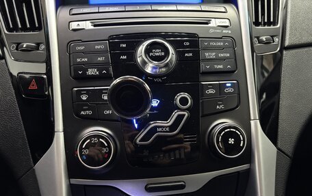 Hyundai Sonata VI, 2011 год, 1 040 000 рублей, 18 фотография