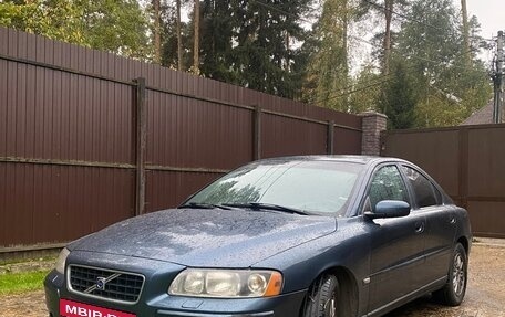 Volvo S60 III, 2004 год, 800 000 рублей, 3 фотография