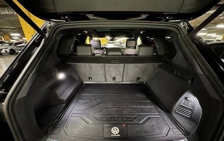 Volkswagen Touareg III, 2018 год, 4 450 000 рублей, 12 фотография