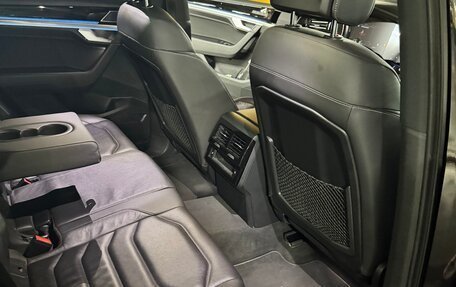 Volkswagen Touareg III, 2018 год, 4 450 000 рублей, 16 фотография
