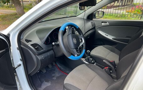 Hyundai Solaris II рестайлинг, 2014 год, 790 000 рублей, 5 фотография
