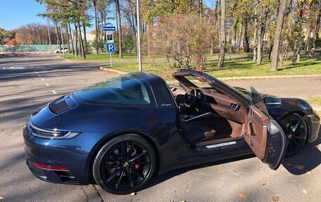 Porsche 911, 2021 год, 18 500 000 рублей, 9 фотография