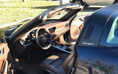 Porsche 911, 2021 год, 18 500 000 рублей, 11 фотография
