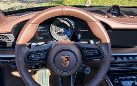Porsche 911, 2021 год, 18 500 000 рублей, 15 фотография