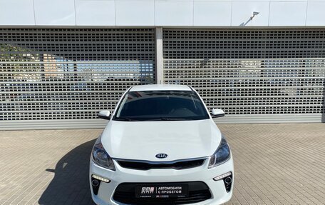 KIA Rio IV, 2018 год, 1 447 000 рублей, 2 фотография