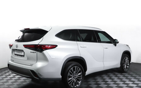 Toyota Highlander, 2023 год, 5 199 000 рублей, 5 фотография