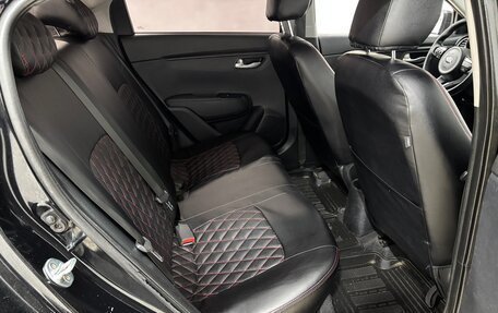 KIA Rio IV, 2018 год, 890 000 рублей, 15 фотография