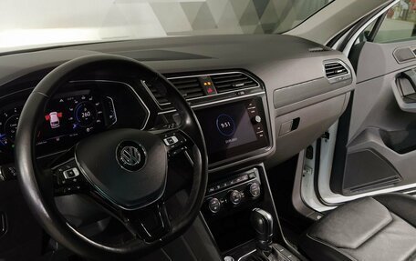 Volkswagen Tiguan II, 2019 год, 3 150 000 рублей, 12 фотография