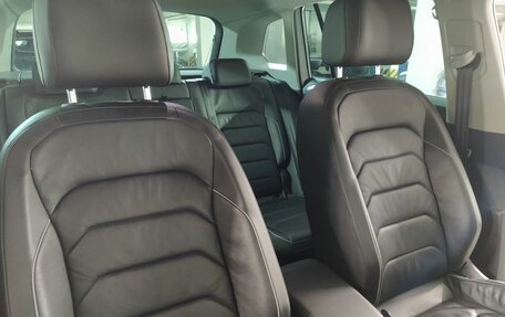Volkswagen Tiguan II, 2019 год, 3 150 000 рублей, 10 фотография