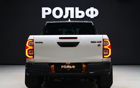 Toyota Hilux VIII, 2024 год, 7 600 000 рублей, 3 фотография