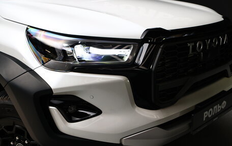 Toyota Hilux VIII, 2024 год, 7 600 000 рублей, 8 фотография