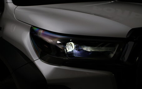 Toyota Hilux VIII, 2024 год, 7 600 000 рублей, 9 фотография