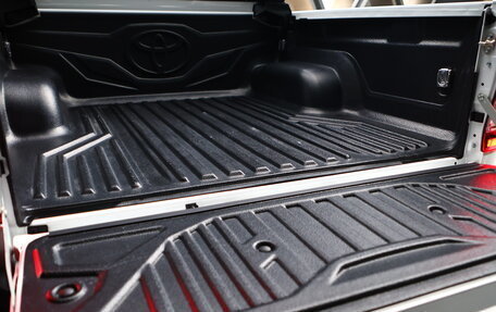 Toyota Hilux VIII, 2024 год, 7 600 000 рублей, 16 фотография