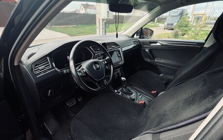Volkswagen Tiguan II, 2018 год, 1 800 000 рублей, 6 фотография