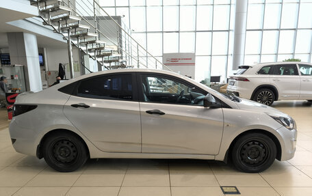 Hyundai Solaris II рестайлинг, 2014 год, 580 000 рублей, 5 фотография