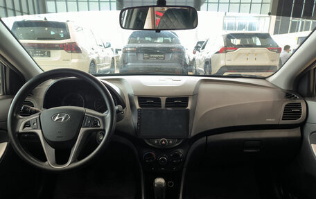 Hyundai Solaris II рестайлинг, 2014 год, 580 000 рублей, 17 фотография
