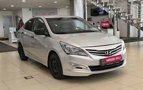 Hyundai Solaris II рестайлинг, 2014 год, 580 000 рублей, 3 фотография