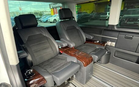 Volkswagen Multivan T6 рестайлинг, 2018 год, 5 000 000 рублей, 19 фотография