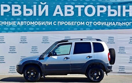 Chevrolet Niva I рестайлинг, 2017 год, 735 000 рублей, 8 фотография