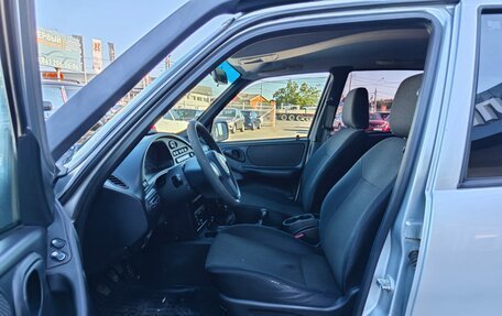 Chevrolet Niva I рестайлинг, 2017 год, 735 000 рублей, 10 фотография