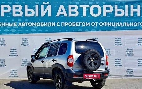 Chevrolet Niva I рестайлинг, 2017 год, 735 000 рублей, 7 фотография