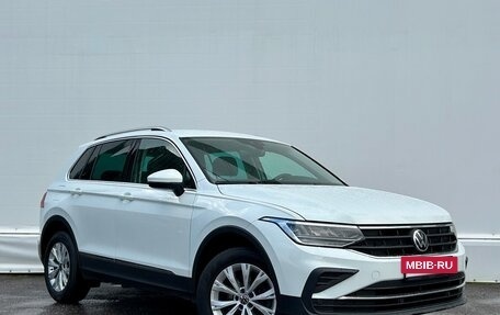 Volkswagen Tiguan II, 2021 год, 2 793 500 рублей, 3 фотография