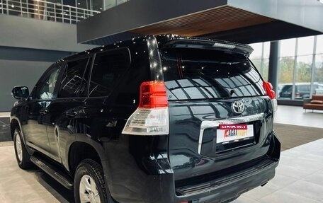 Toyota Land Cruiser Prado 150 рестайлинг 2, 2013 год, 2 645 000 рублей, 7 фотография