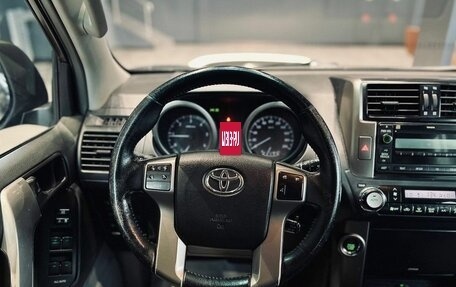 Toyota Land Cruiser Prado 150 рестайлинг 2, 2013 год, 2 645 000 рублей, 18 фотография