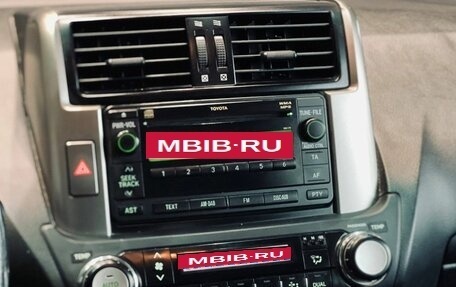 Toyota Land Cruiser Prado 150 рестайлинг 2, 2013 год, 2 645 000 рублей, 16 фотография