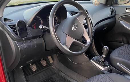 Hyundai Solaris II рестайлинг, 2014 год, 1 100 000 рублей, 10 фотография