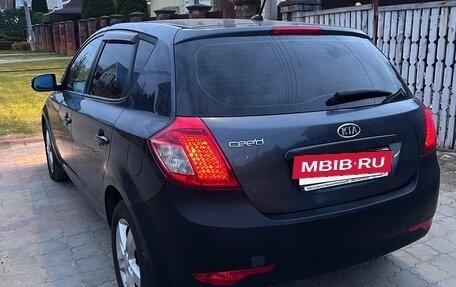 KIA cee'd I рестайлинг, 2011 год, 695 000 рублей, 2 фотография