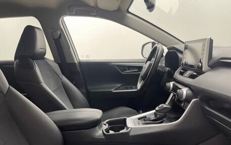 Toyota RAV4, 2021 год, 3 500 000 рублей, 8 фотография