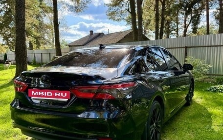 Toyota Camry, 2019 год, 2 550 000 рублей, 4 фотография