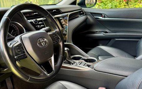 Toyota Camry, 2019 год, 2 550 000 рублей, 9 фотография