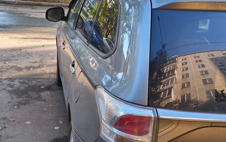 Mitsubishi Outlander III рестайлинг 3, 2012 год, 1 280 000 рублей, 5 фотография