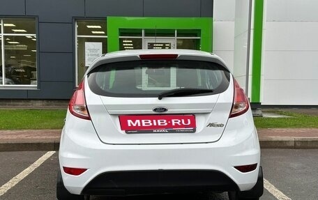 Ford Fiesta, 2016 год, 849 000 рублей, 6 фотография