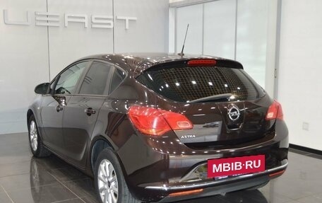 Opel Astra J, 2013 год, 746 000 рублей, 4 фотография