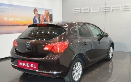 Opel Astra J, 2013 год, 746 000 рублей, 6 фотография