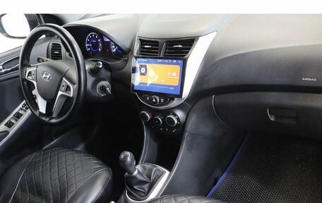 Hyundai Solaris II рестайлинг, 2012 год, 649 000 рублей, 5 фотография