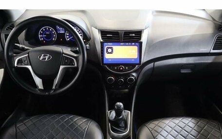 Hyundai Solaris II рестайлинг, 2012 год, 649 000 рублей, 9 фотография