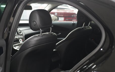 Mercedes-Benz C-Класс, 2018 год, 3 399 000 рублей, 15 фотография