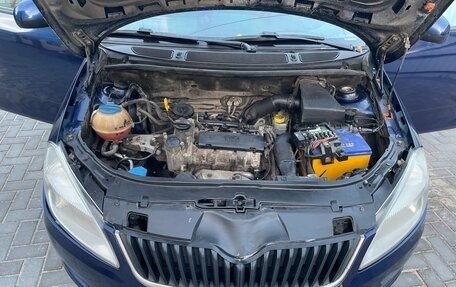 Skoda Fabia II, 2010 год, 460 000 рублей, 17 фотография